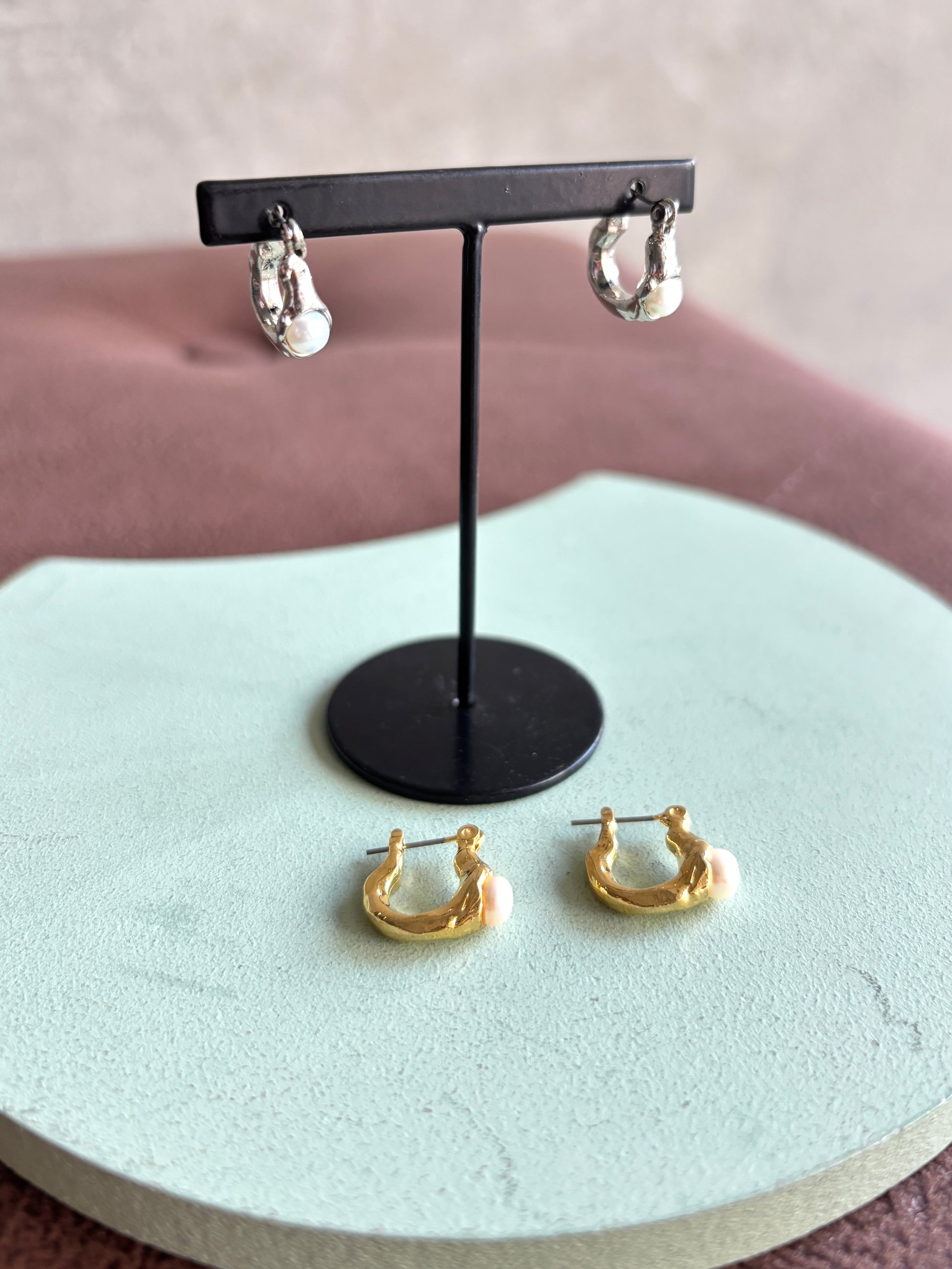 【予約販売】ニュアンスメタルパールピアス