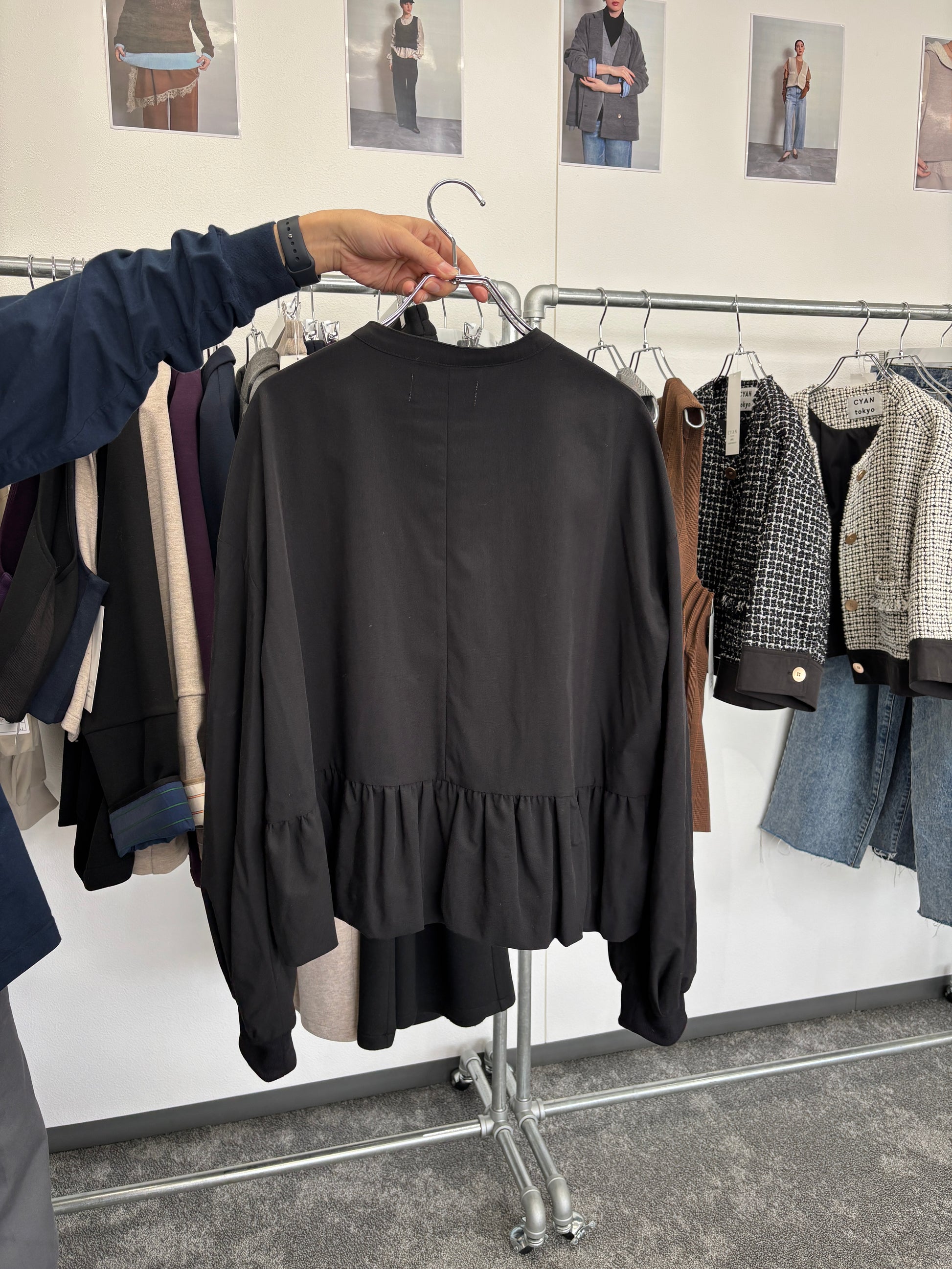 【予約⚡︎販売】ギャザーバルーンシャツ／604489／CYAN tokyo／2026 AW#1