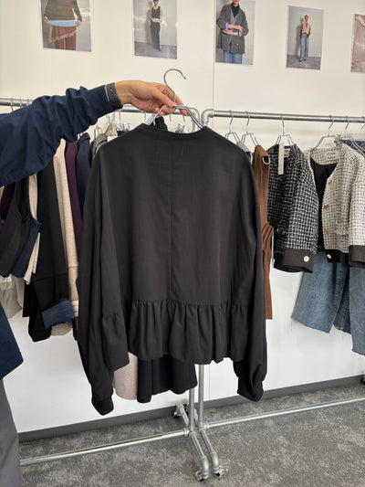 【予約⚡︎販売】ギャザーバルーンシャツ／604489／CYAN tokyo／2026 AW#1
