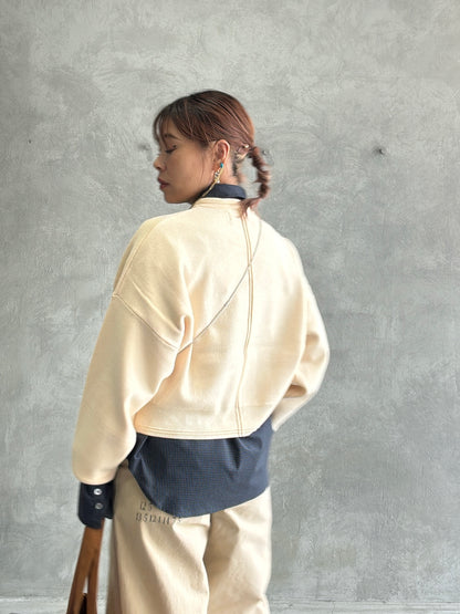 ショート丈ドルマンライクプルオーバーニット／LE MÉLANGE