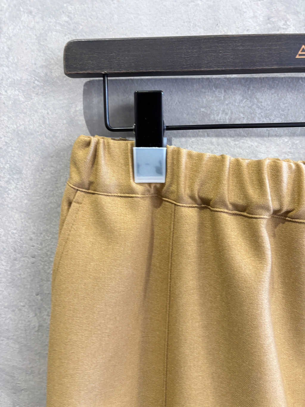 イージーカーブパンツ／trois