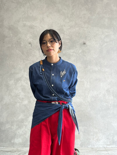 スタンドカラーデニムシャツ（スカーフ付き）／#8643203／LE MÉLANGE／2026 AW #1