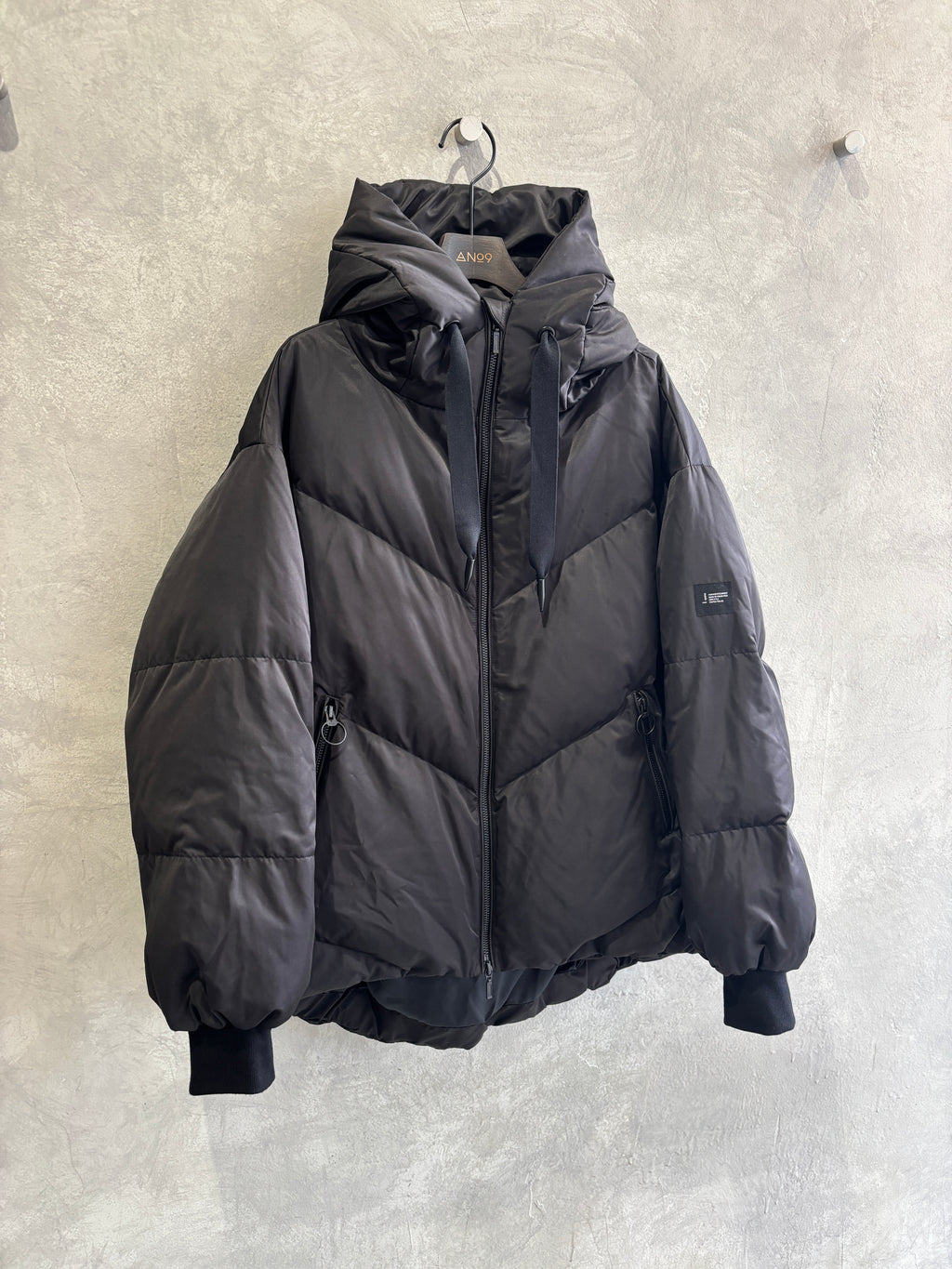 コクーンダウンジャケット／ayane