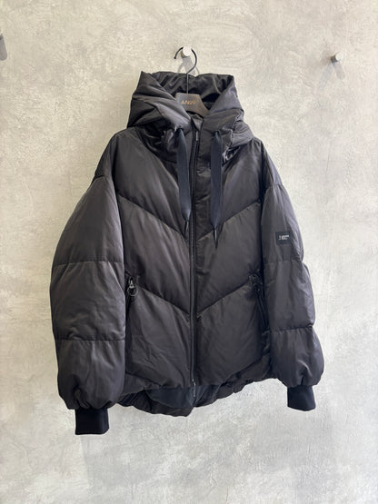 コクーンダウンジャケット／ayane