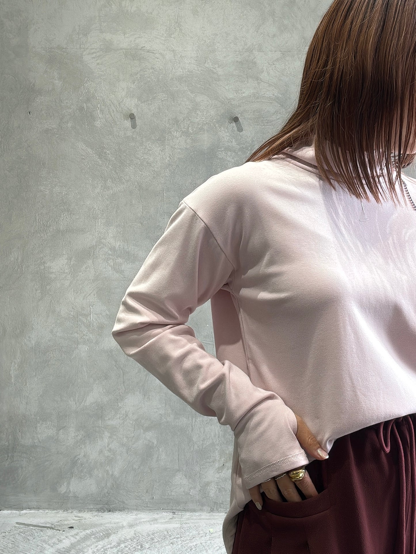 スタンドネックあったかロンT／ANNA  KERRY