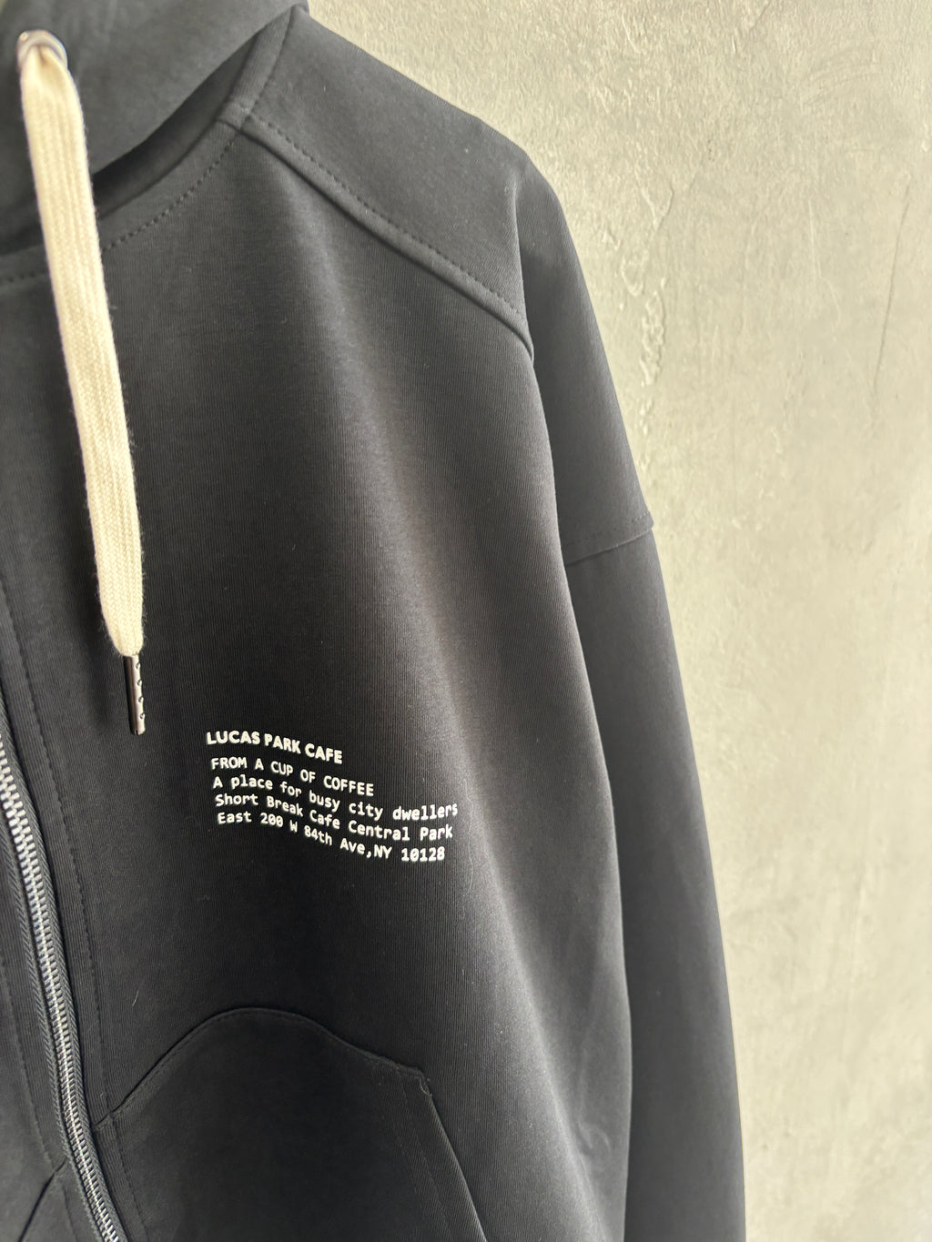 ジップアップパーカー／Anna Kerry