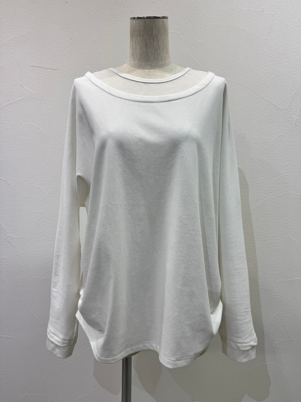 【予約⚡︎販売】レイヤーネックドルマンTOPS／604485／CYAN tokyo／2026 AW#1