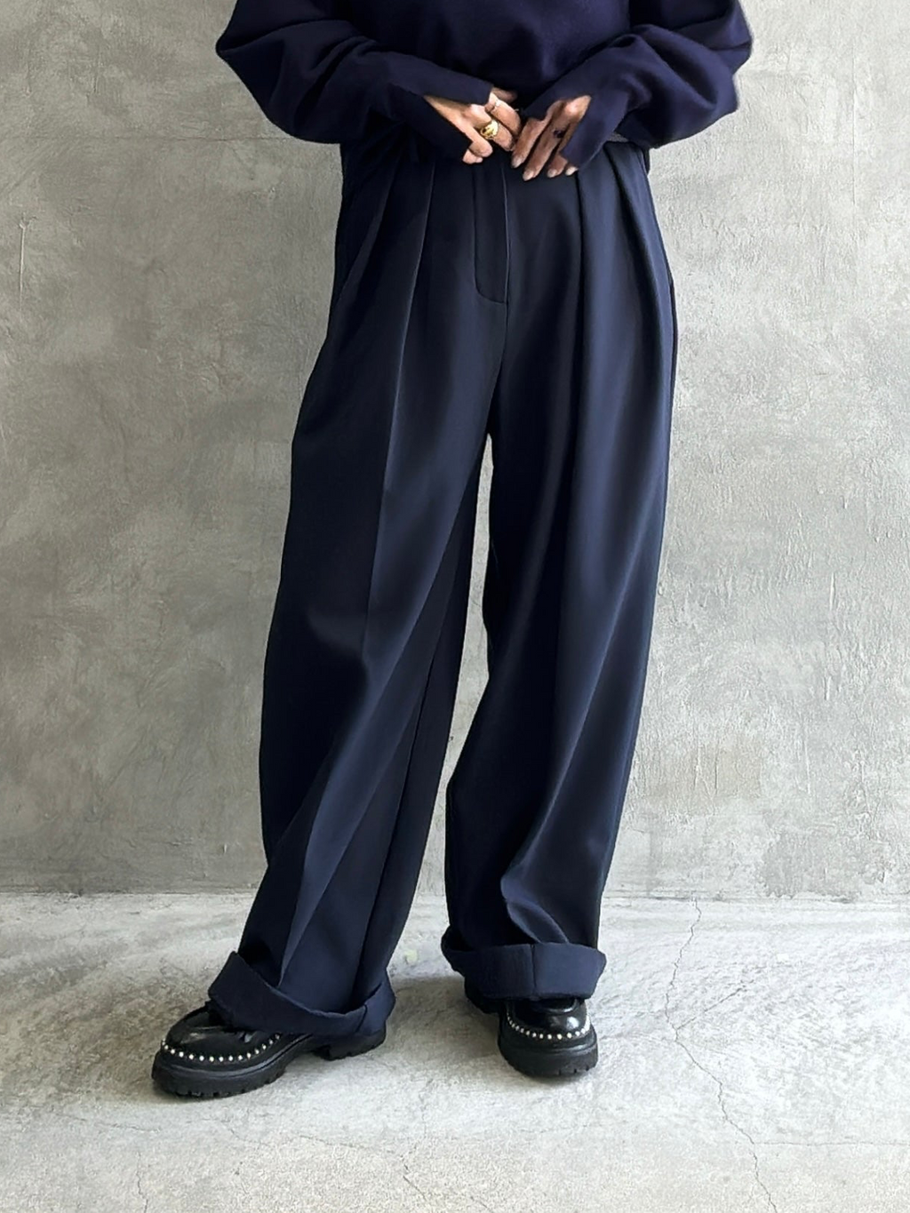 裏起毛タックワイドパンツ／Dignite collier