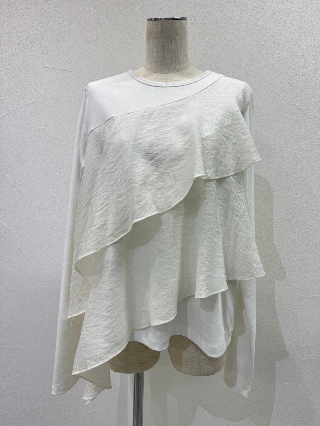 【予約⚡︎販売】アシメフリルコンビTOPS／604486／CYAN tokyo／2026 AW#1