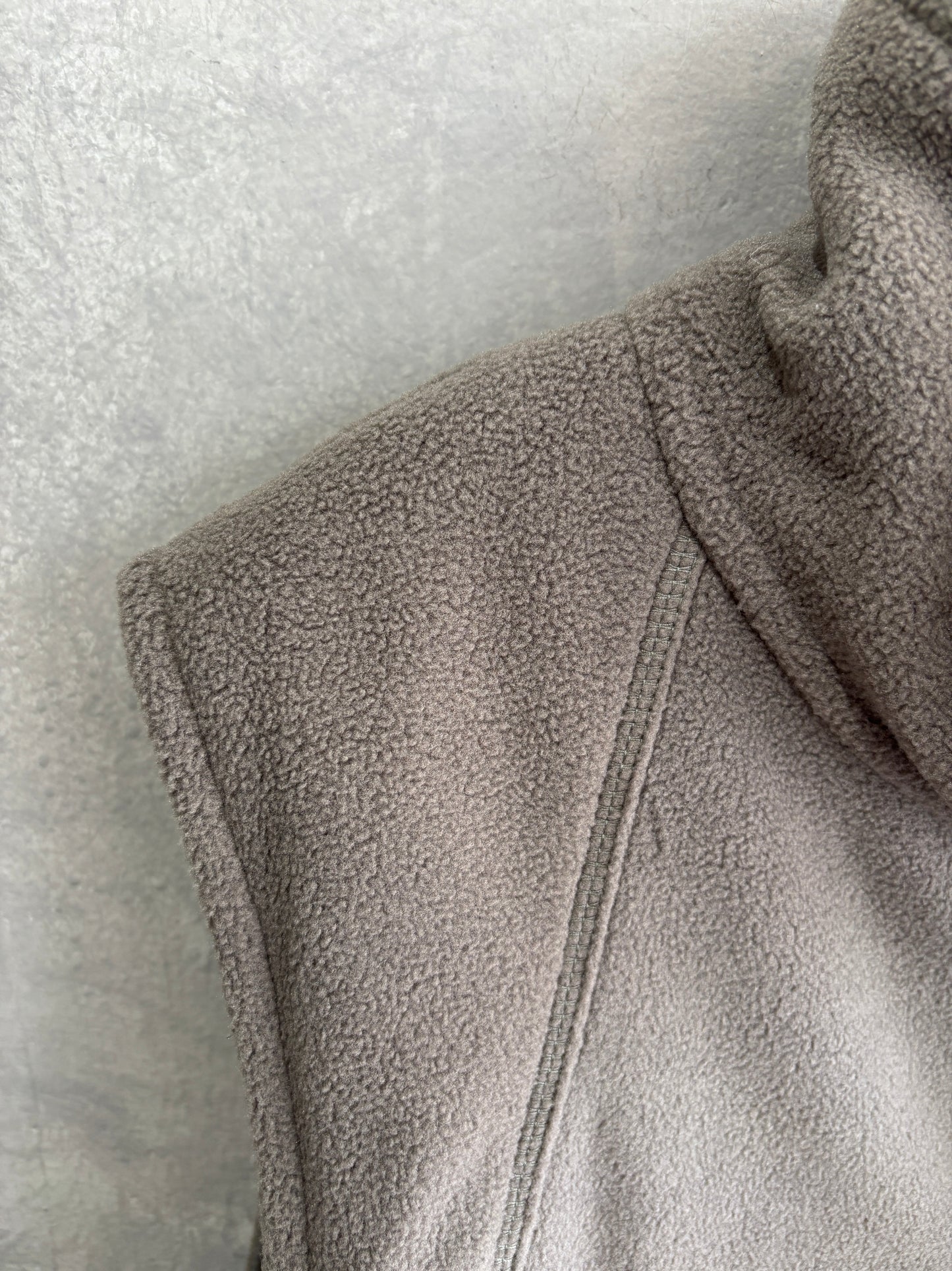 リバーシブルナイロンフリースベスト／Anna Kerry