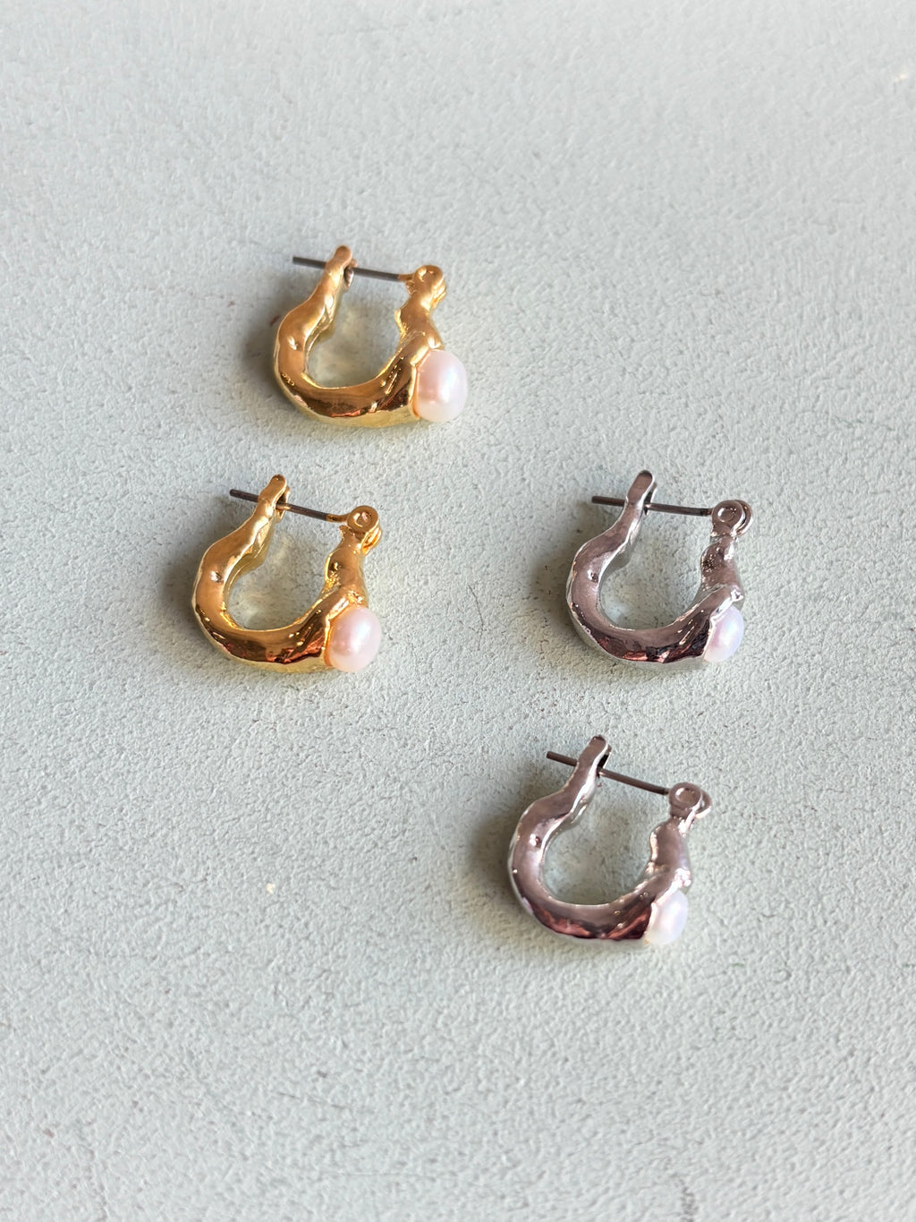 【予約販売】ニュアンスメタルパールピアス