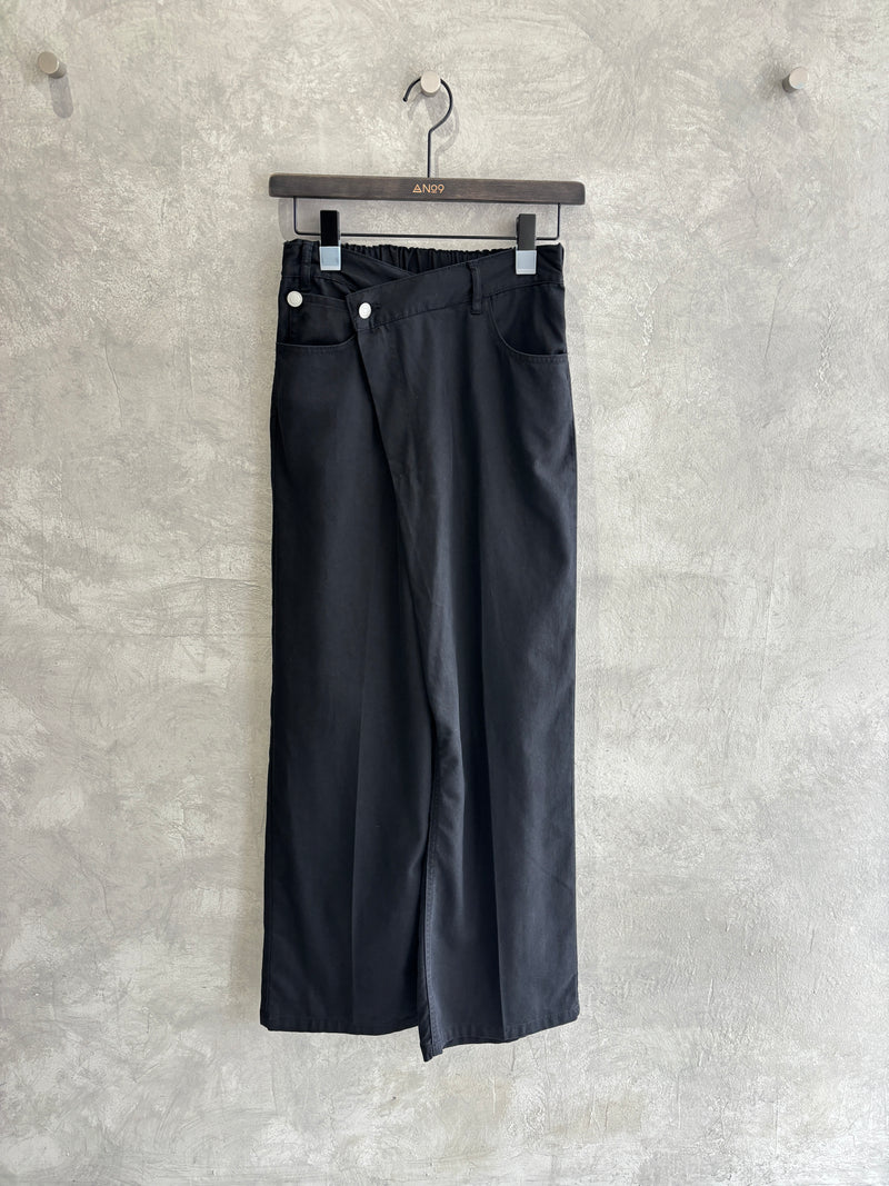 【GWあけにお届け！】アシンメトリーパンツ／P62025AI／PRIORIY　