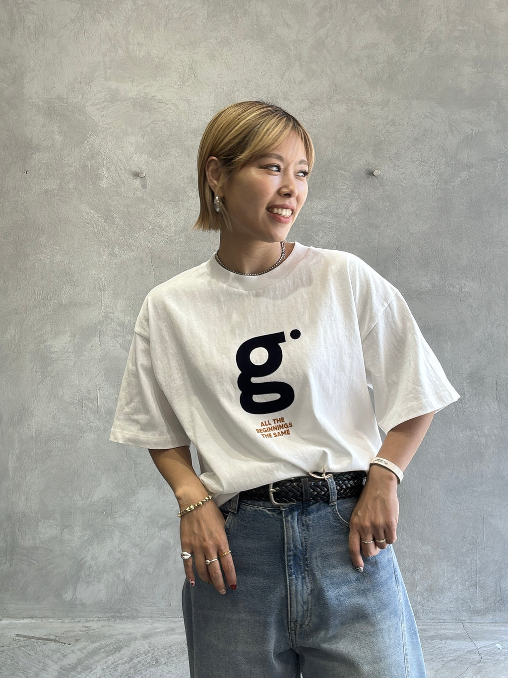 受付終了【予約販売】men'sサイズ／"g"フロッキープリントTシャツ／ING