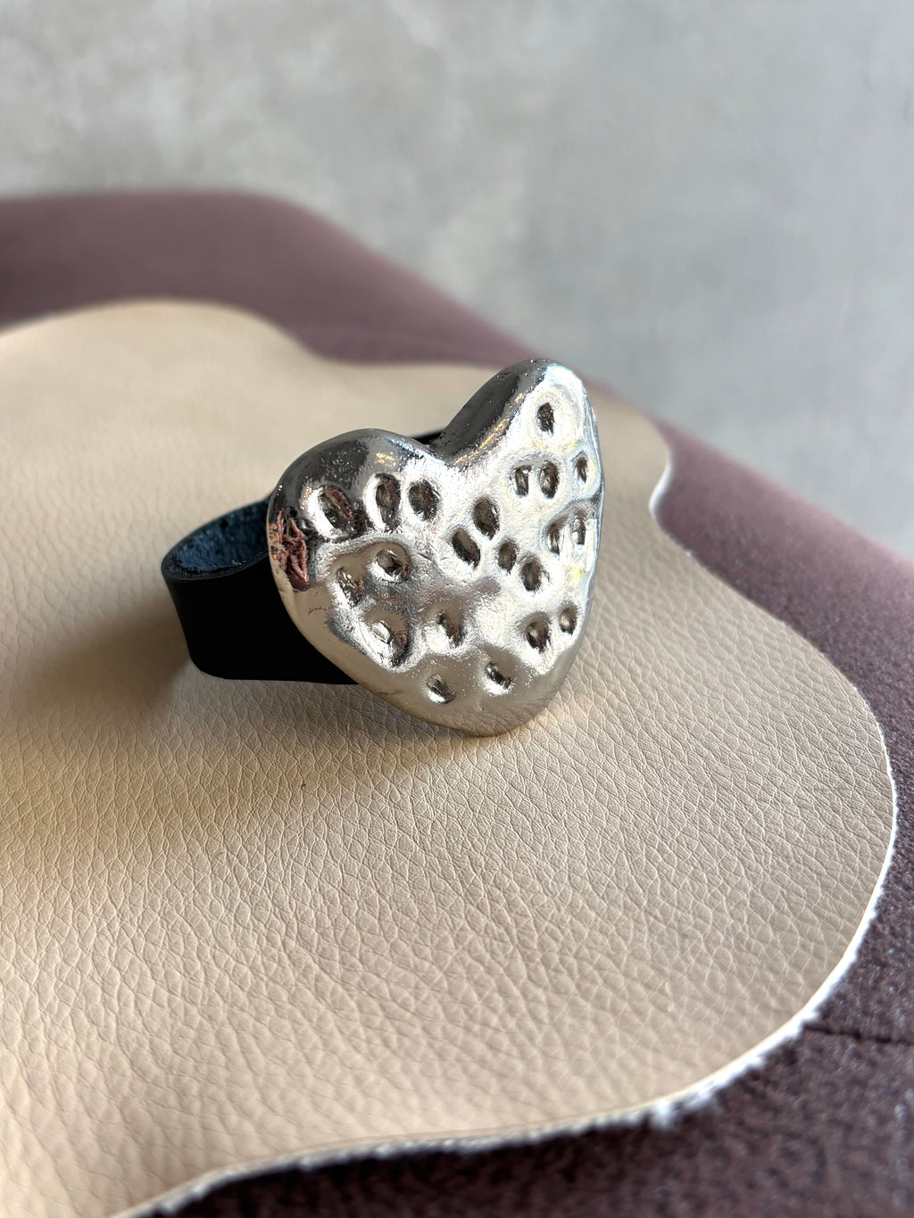 【予約販売】ストロベリーハートレザーブレスレット