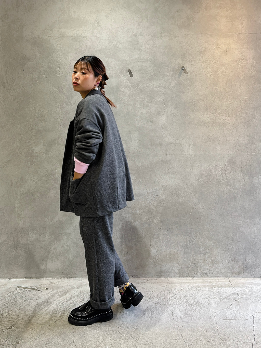 ウールタックパンツ／LE MÉLANGE