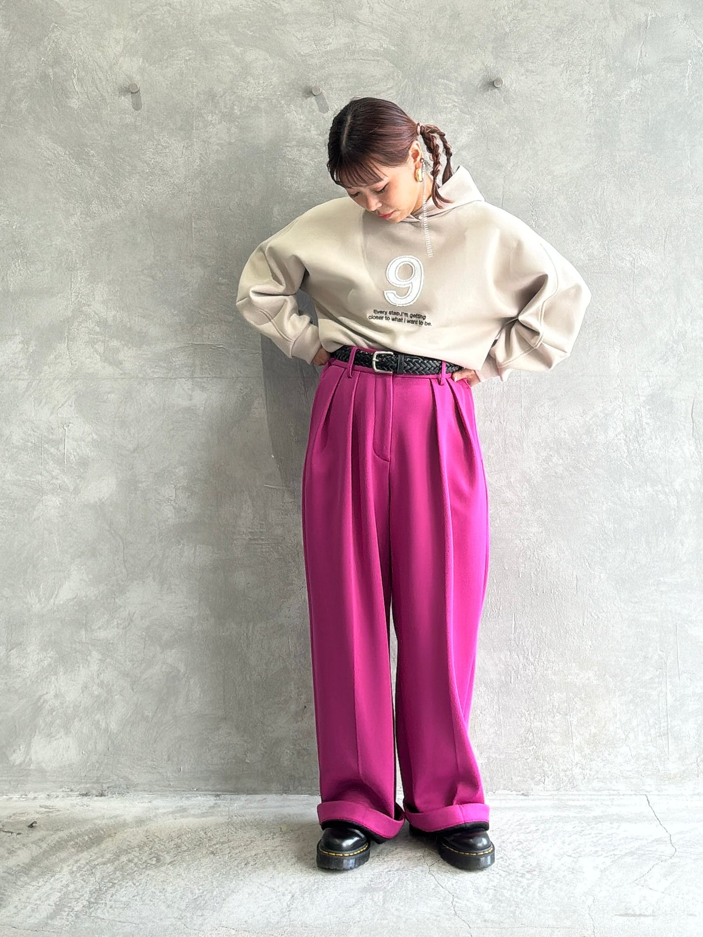 裏起毛タックワイドパンツ／Dignite collier