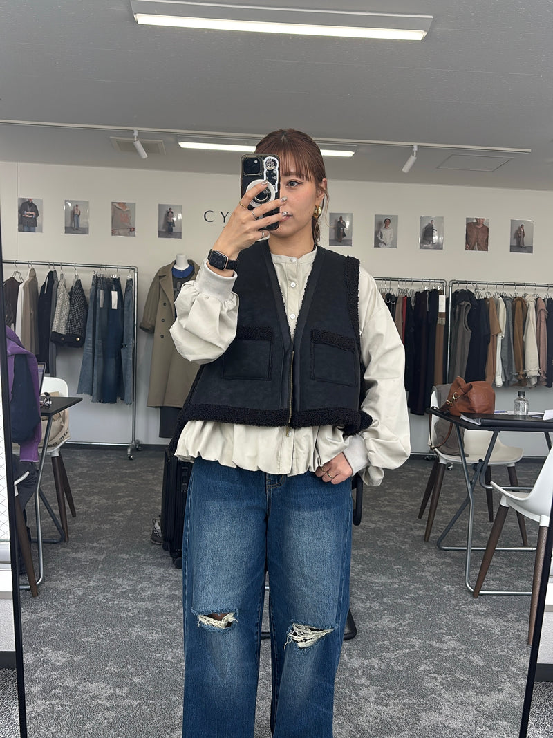 【予約⚡︎販売】バックオーバームートンベスト／604499／CYAN tokyo／2026 AW#1