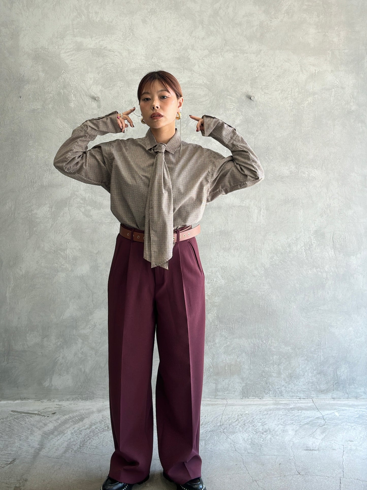 ディープタックパンツ／LE MÉLANGE