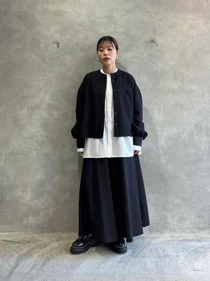 シャーリングティアードブラウス／CYAN tokyo