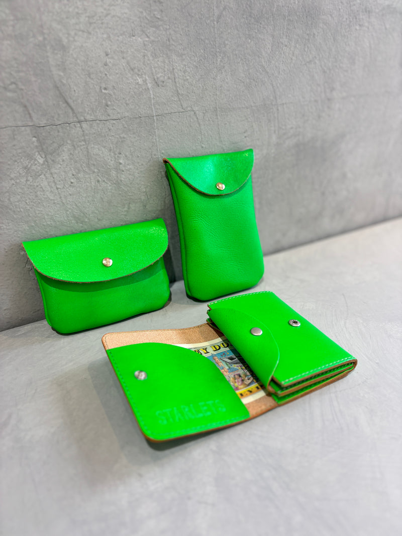 レザー縦型マルチケース／OS241118