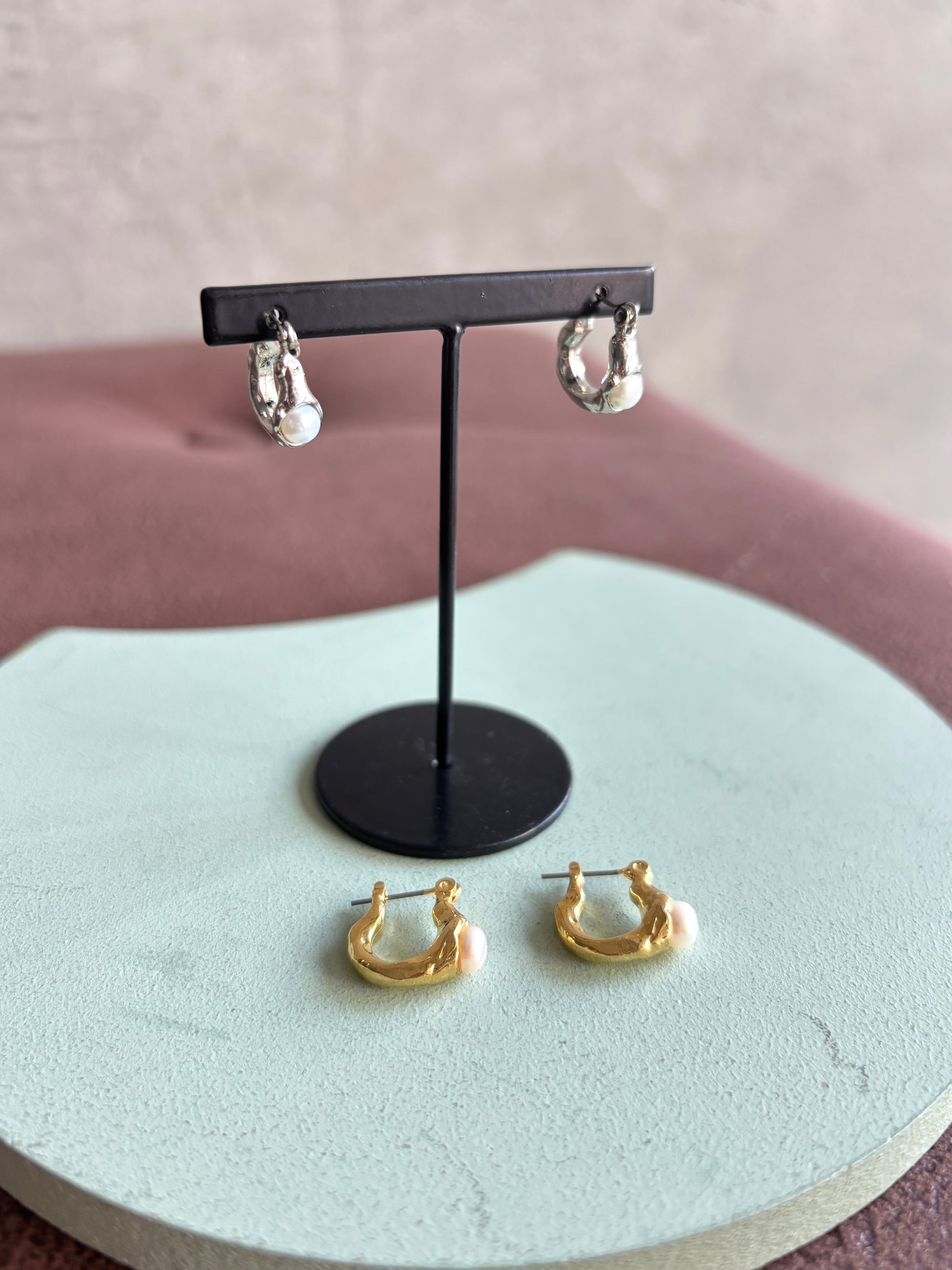 【予約販売】ニュアンスメタルパールピアス