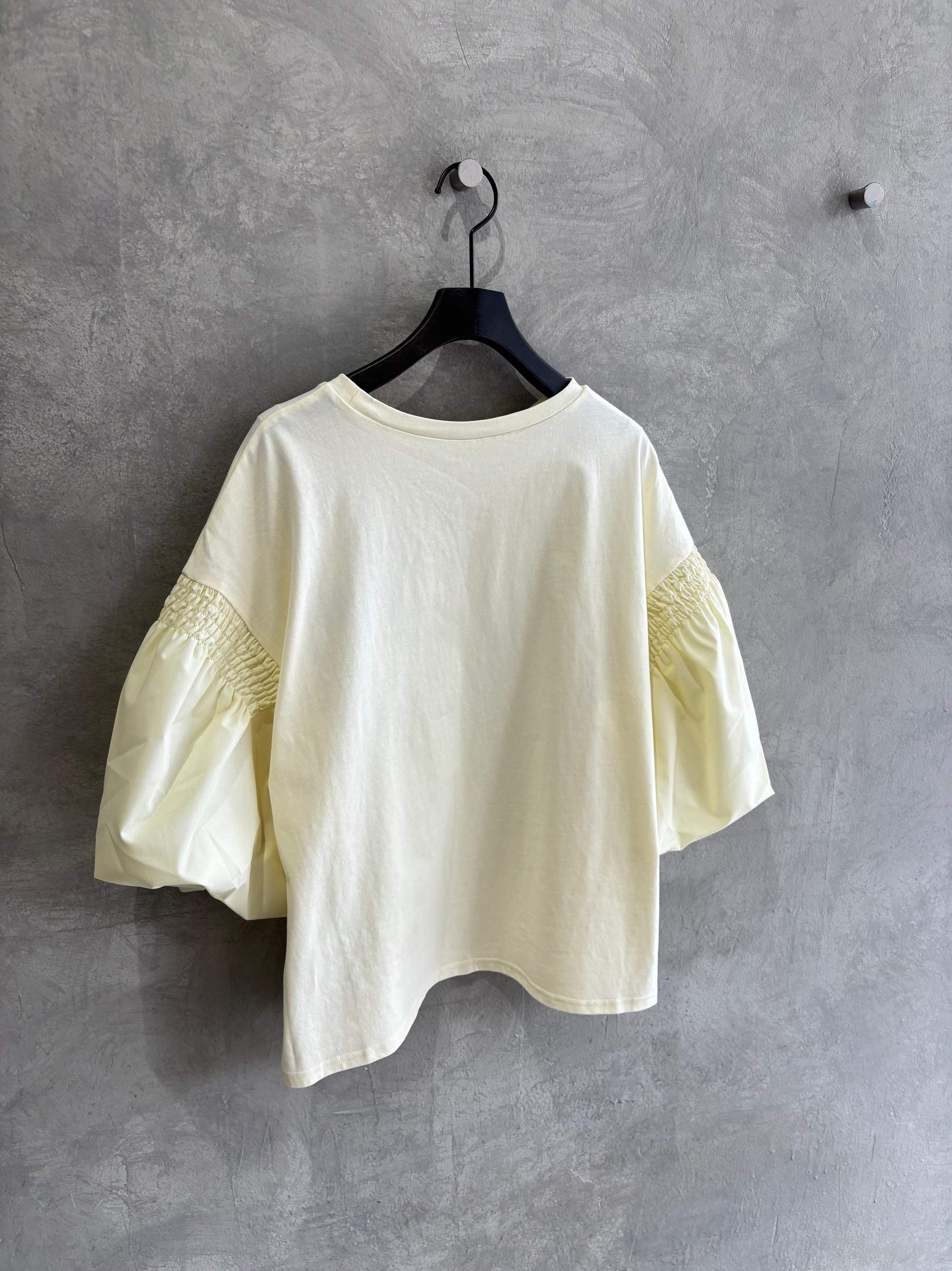 パフスリーブ⚡︎デザイントップス