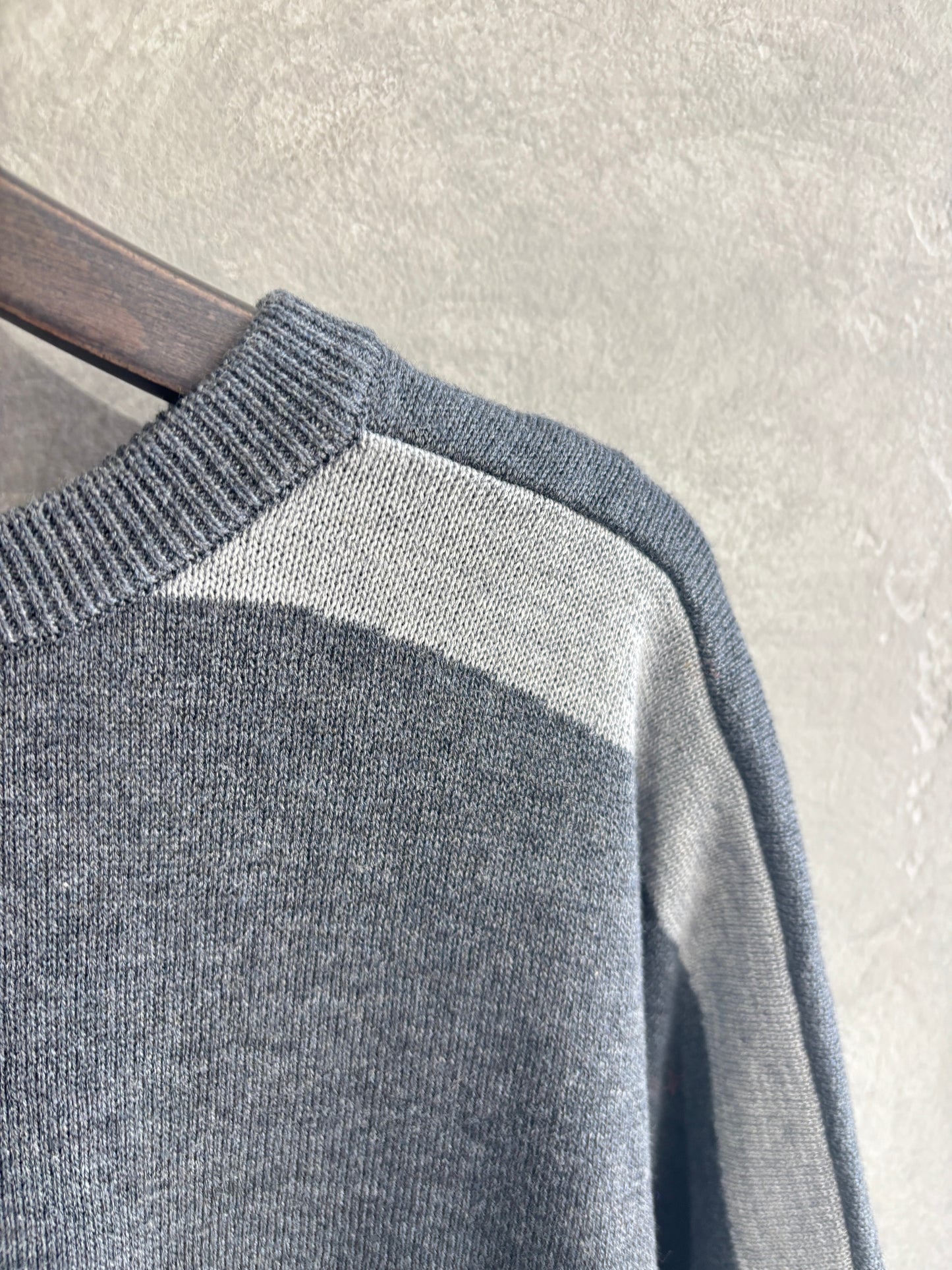 配色ドルマンニット