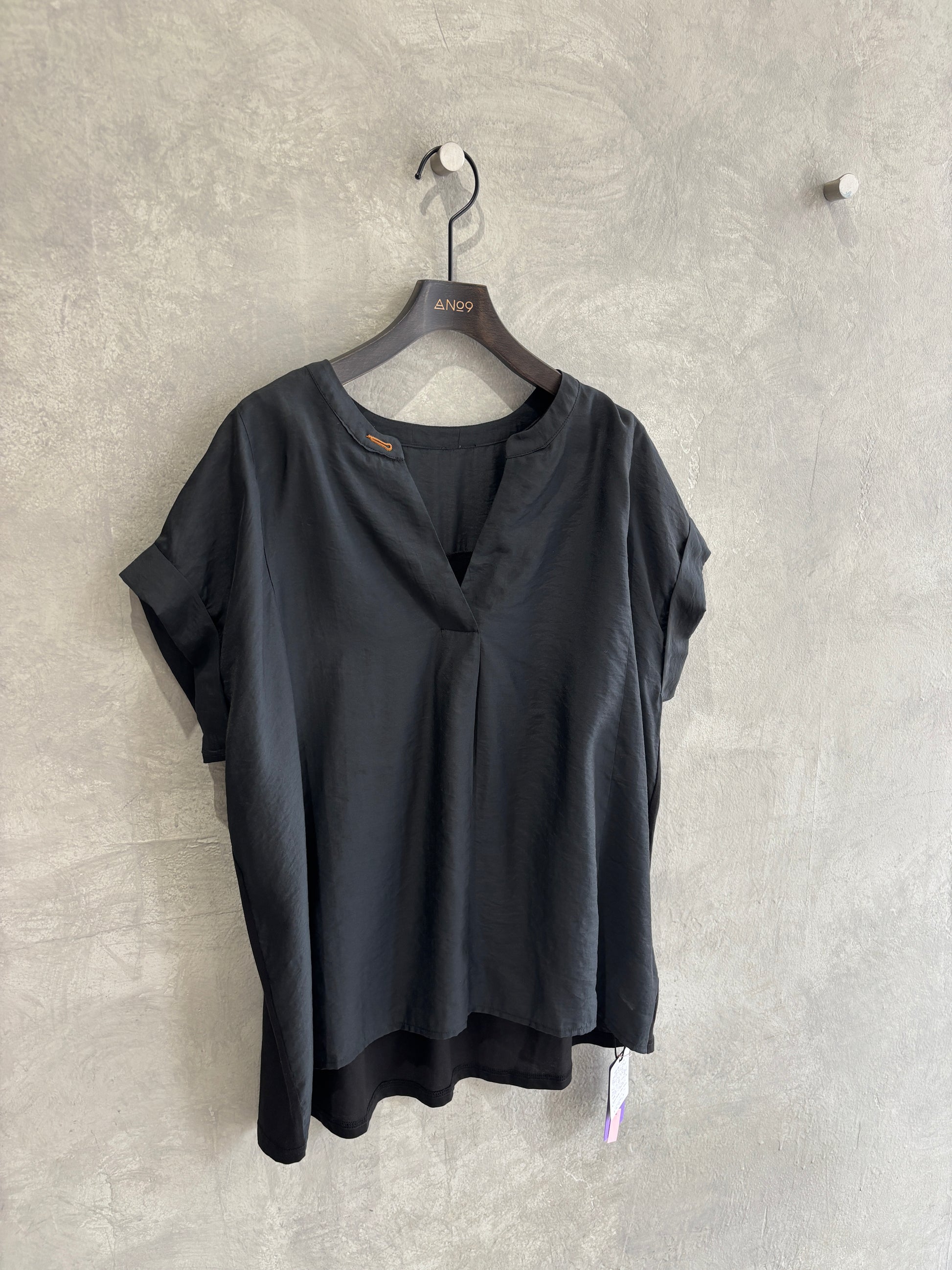 ミニエペ⚡︎シアースキッパー半袖カットソー／No.9-the Nines-