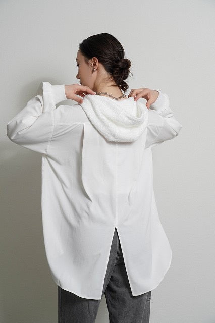 【予約⚡︎販売】パイルフーディスリットプルオーバー／604501／CYAN tokyo／2026 AW#1