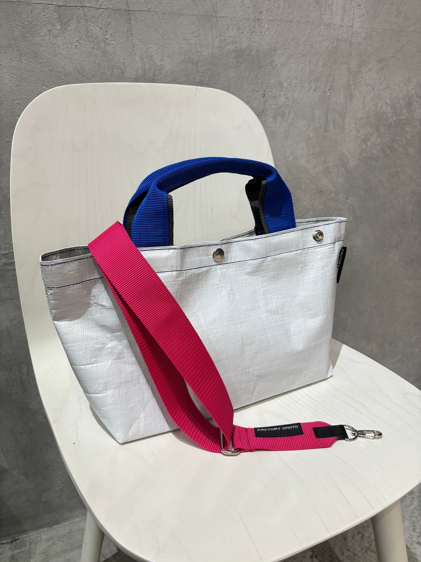 【予約販売】ブルー×チャコール（本体：ホワイト）／FACTORY OMOTO／BASIC TOTE