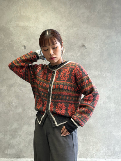 バイカラーインナーニット／LHELBIE