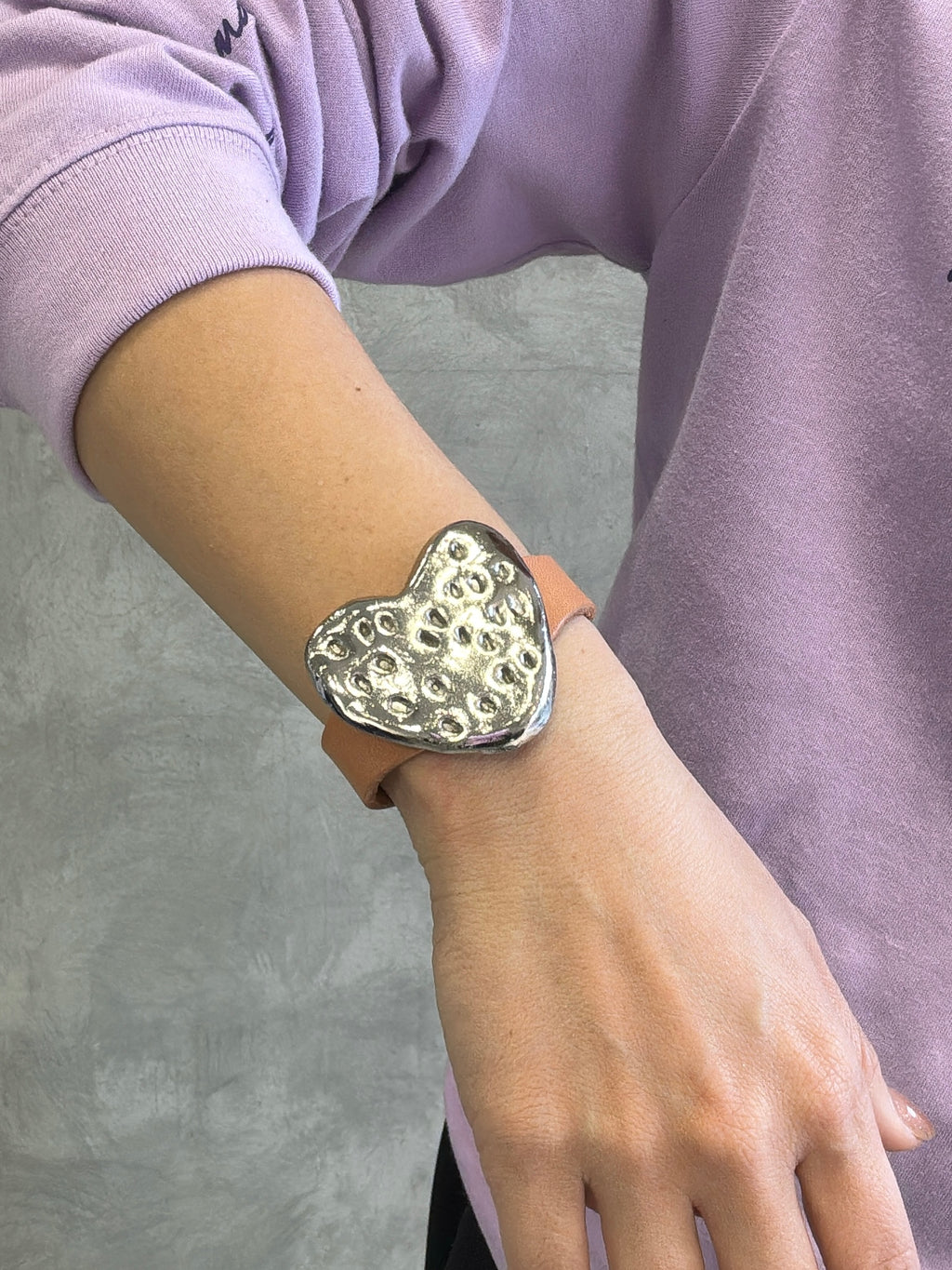 【予約販売】ストロベリーハートレザーブレスレット