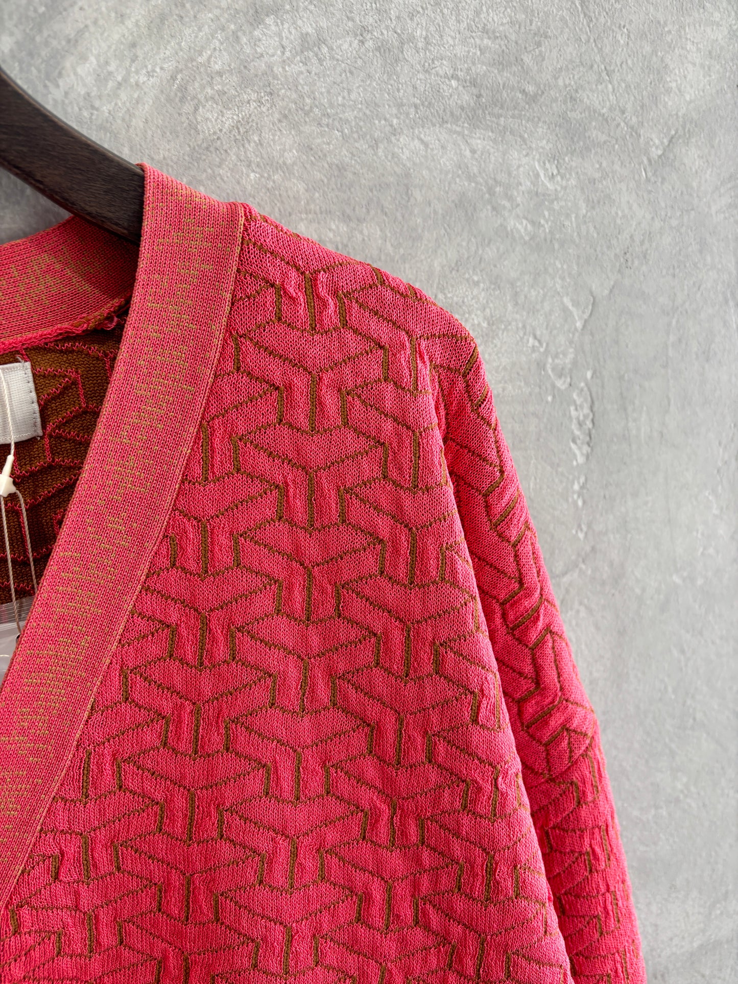 連続柄ニットカーディガン／LE MÉLANGE