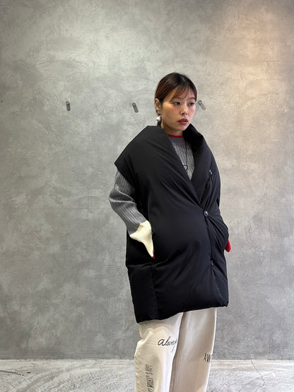 ストールライクダウンベスト／CYAN TOKYO