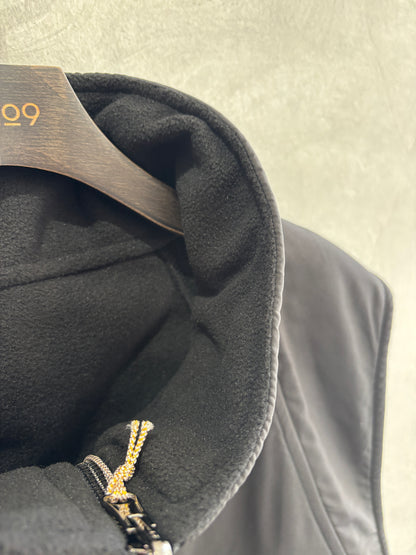 リバーシブルナイロンフリースベスト／Anna Kerry