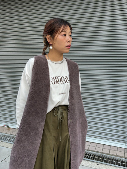 刺繍ロゴカットソー／Anna Kerry