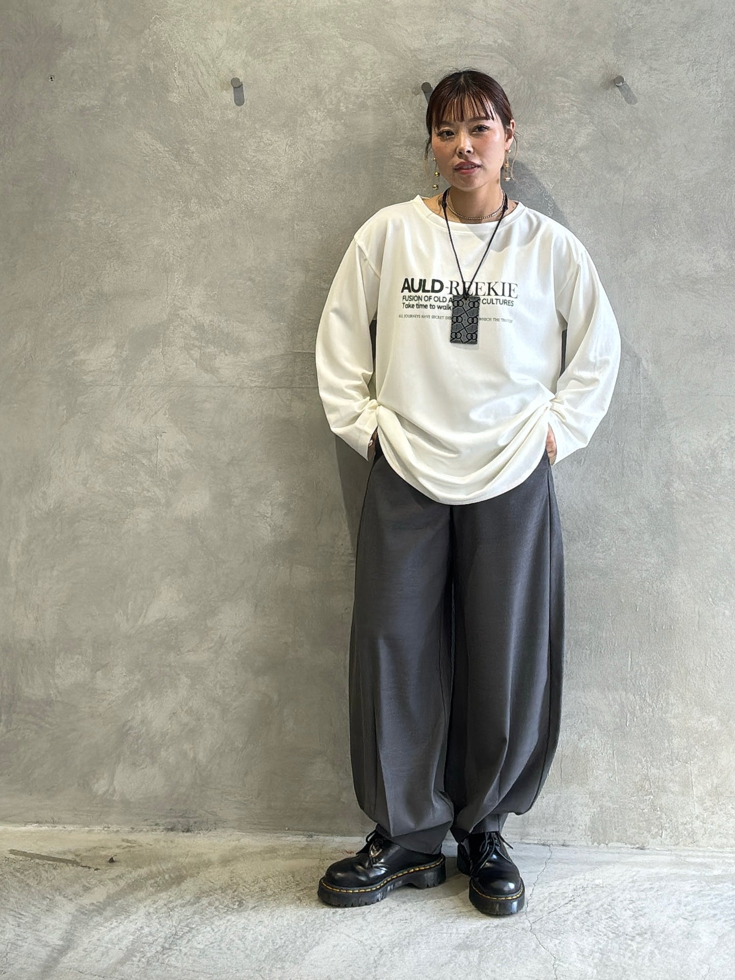 ロゴプリントさらさらロンT／Anna Kerry