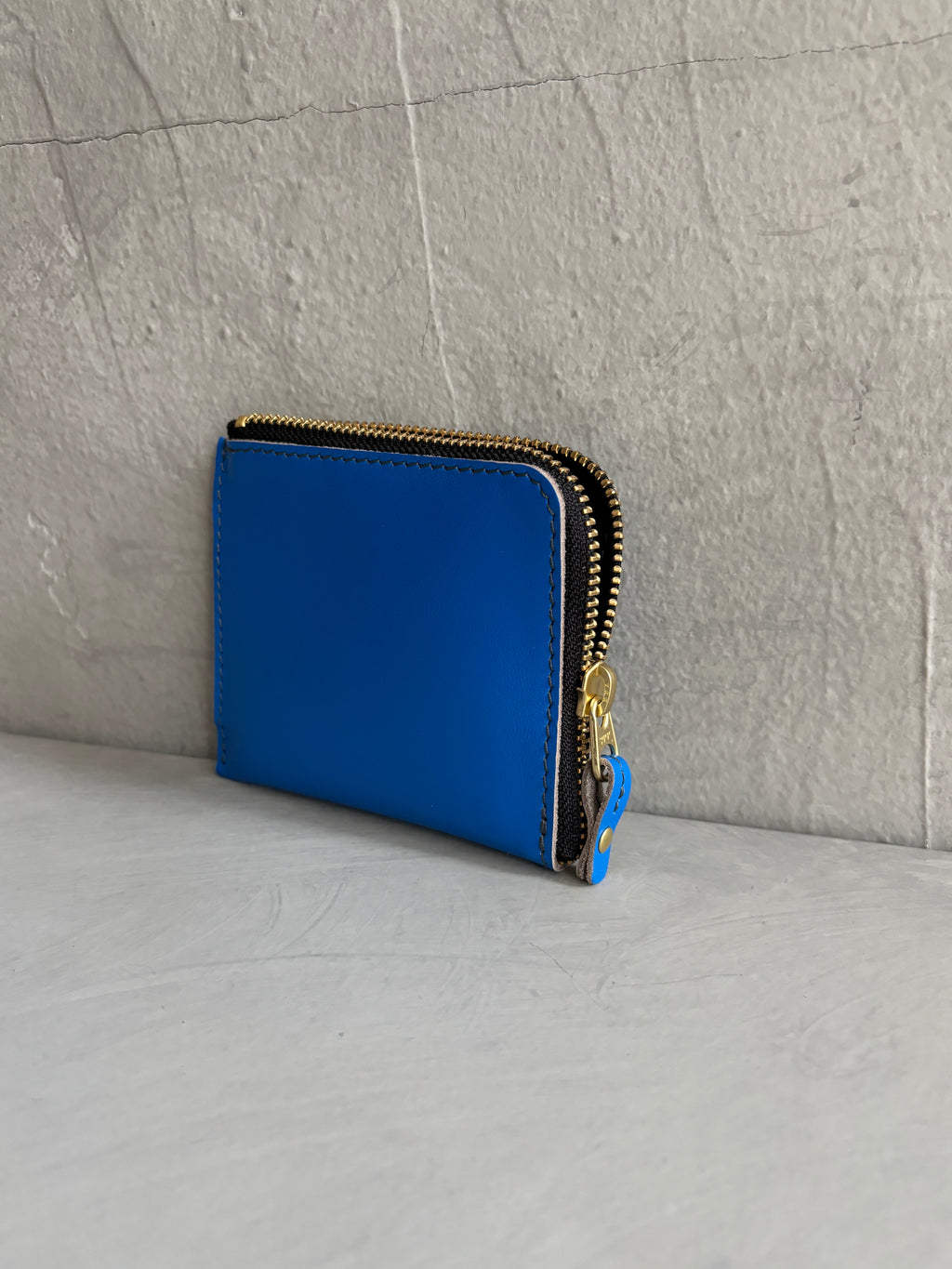 L字ジップコンパクトウォレット／KN240210