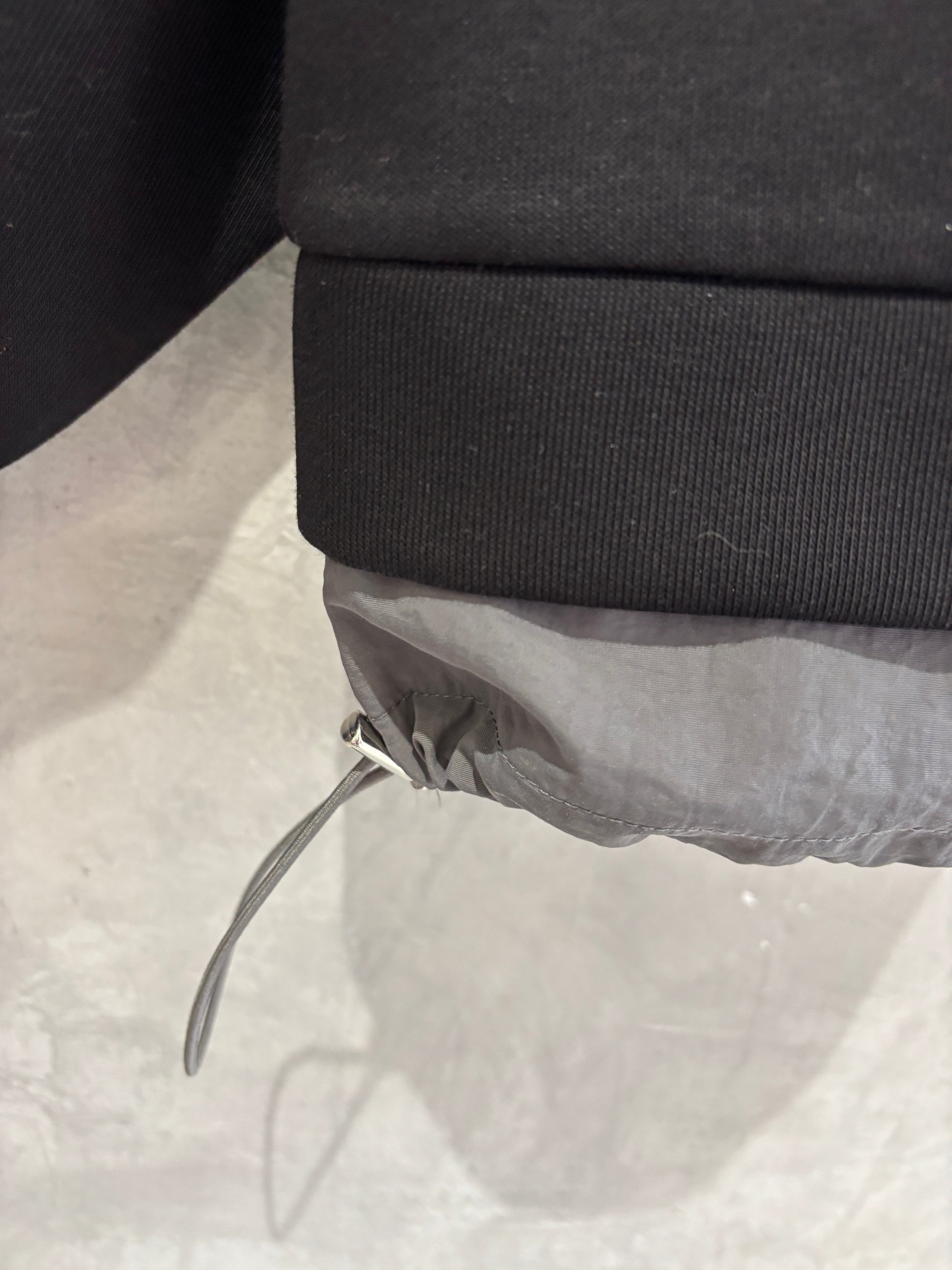 ナイロンドッキングスウェット