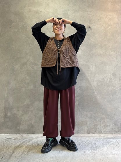 グロッシーヘンリーリブブラウス／CYAN tokyo