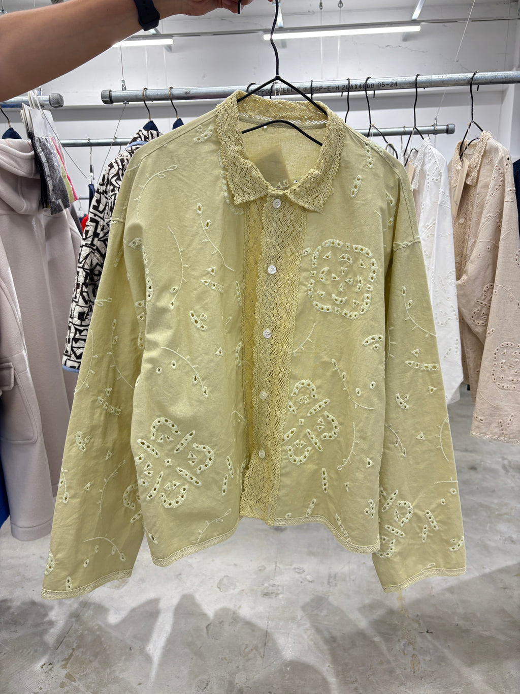 受付終了【予約⚡︎販売】カットワーク刺繍シャツ／8663201／LE MÉLANGE／2026 AW #2