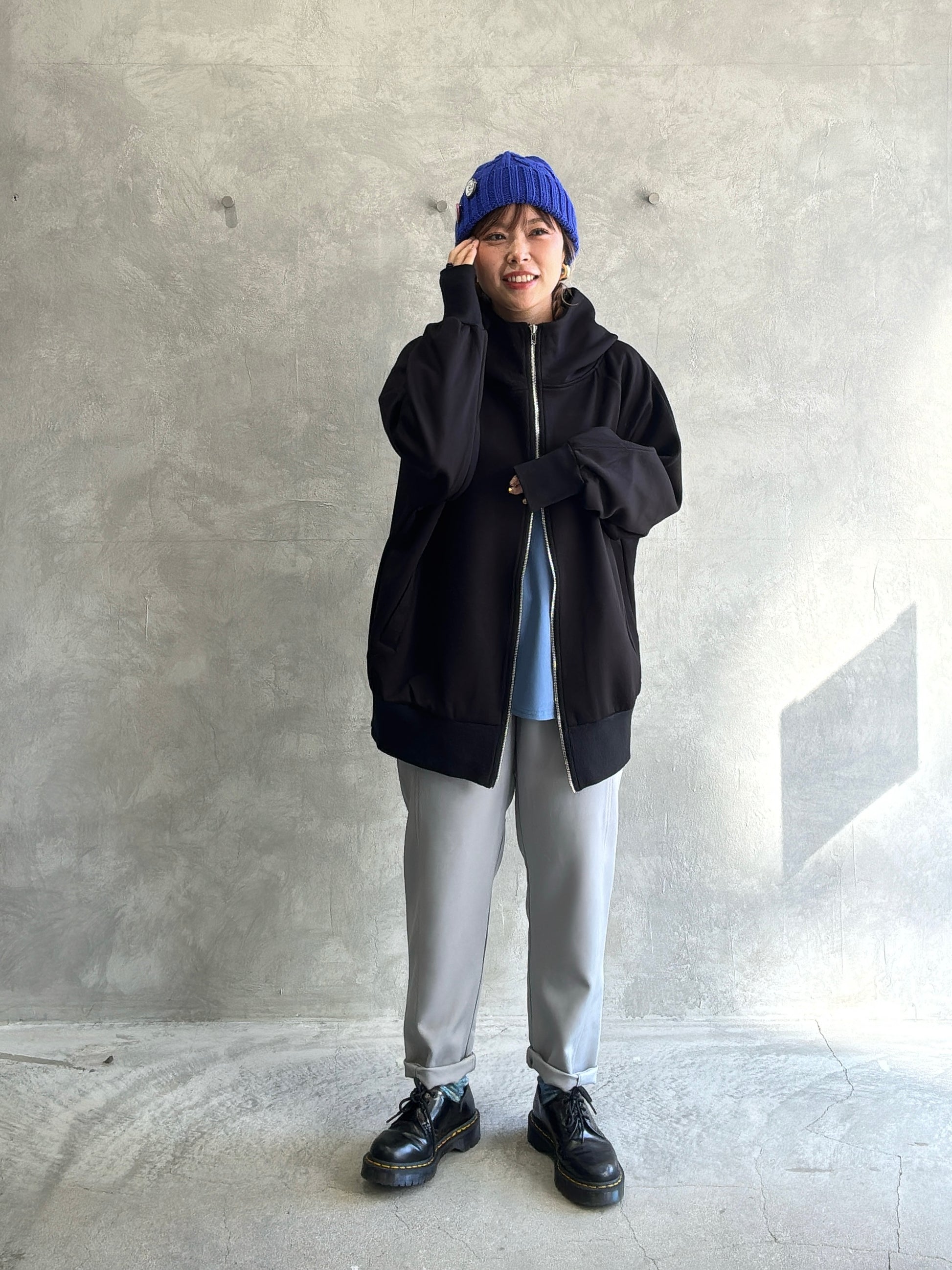 ジップアップロングパーカー