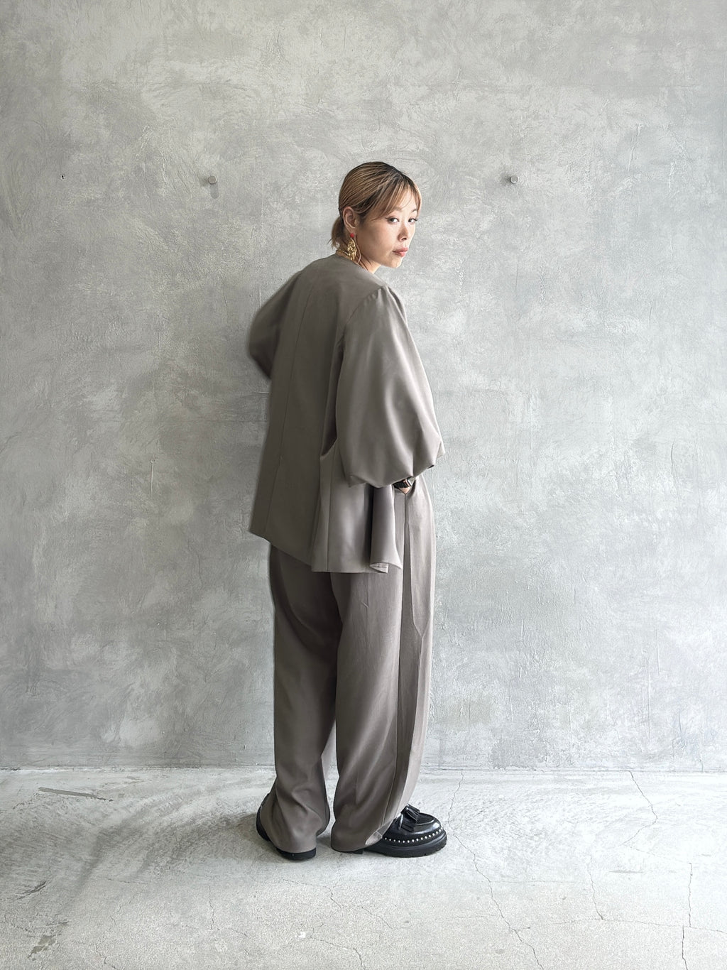 ロゴウエストタックパンツ／MG PT-26089-A／MARGAUX VINTAGE／2026 AW＃1