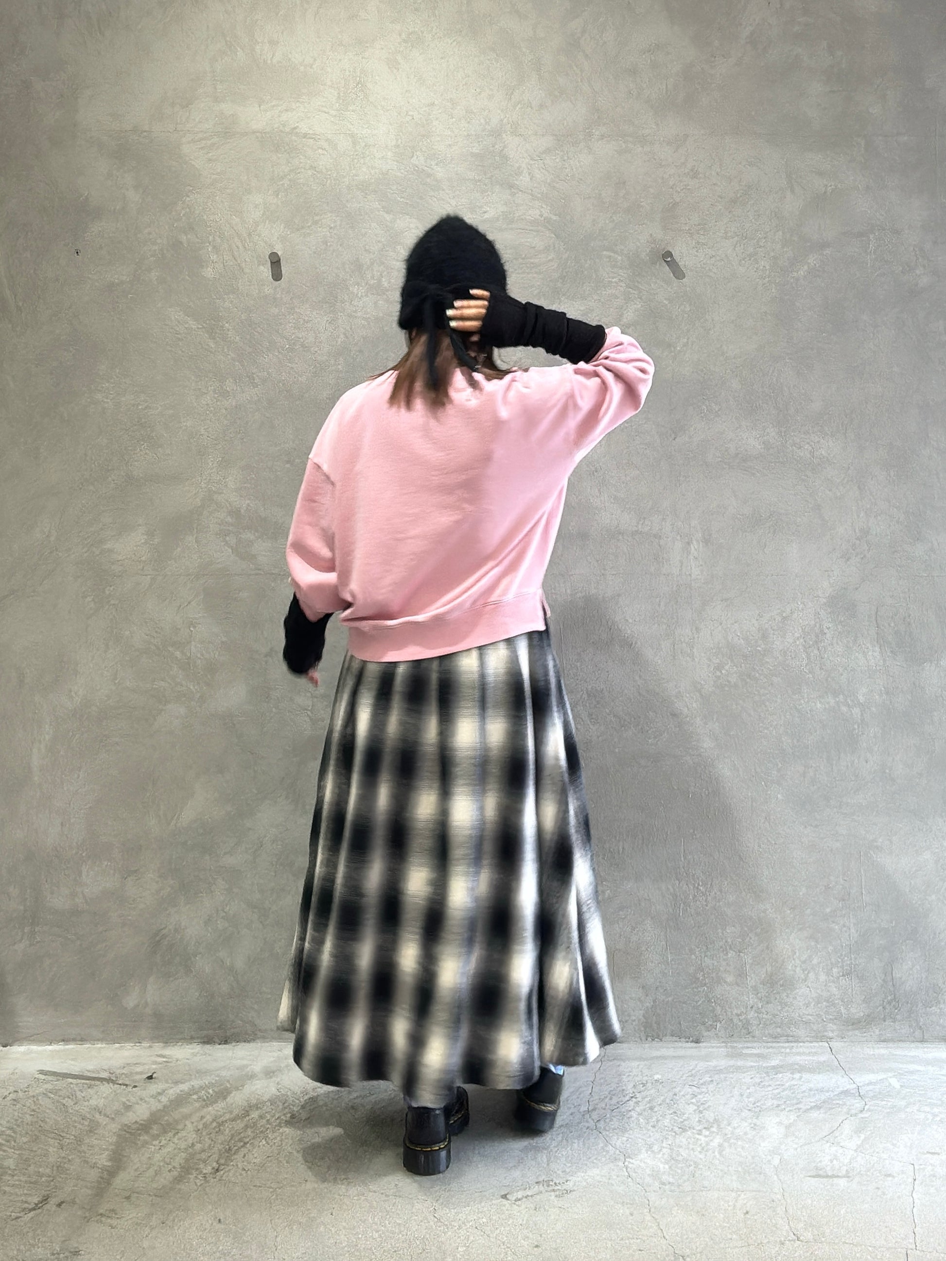 【再入荷】ピグメントプルオーバースウェット