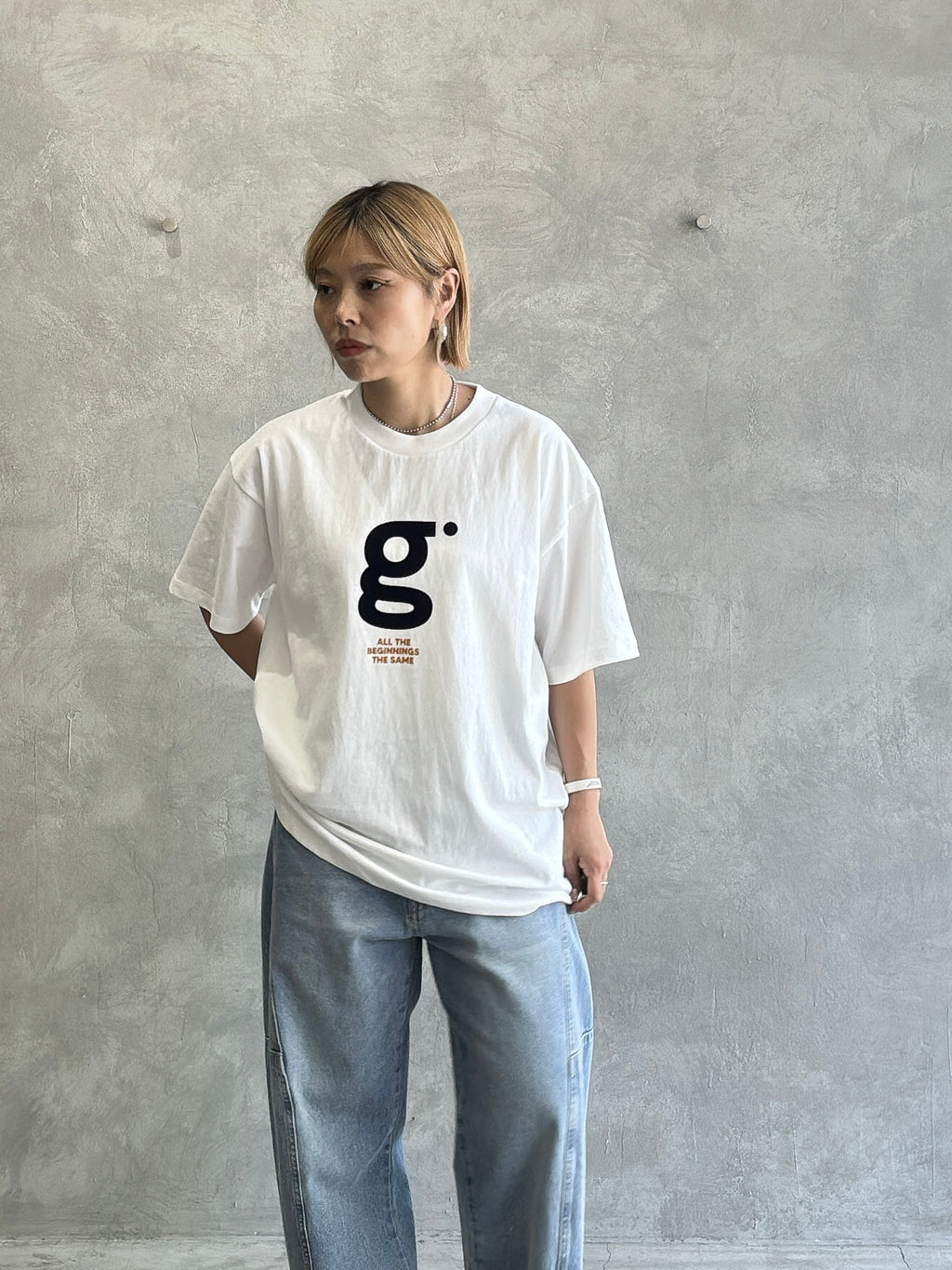 受付終了【予約販売】men'sサイズ／"g"フロッキープリントTシャツ／ING
