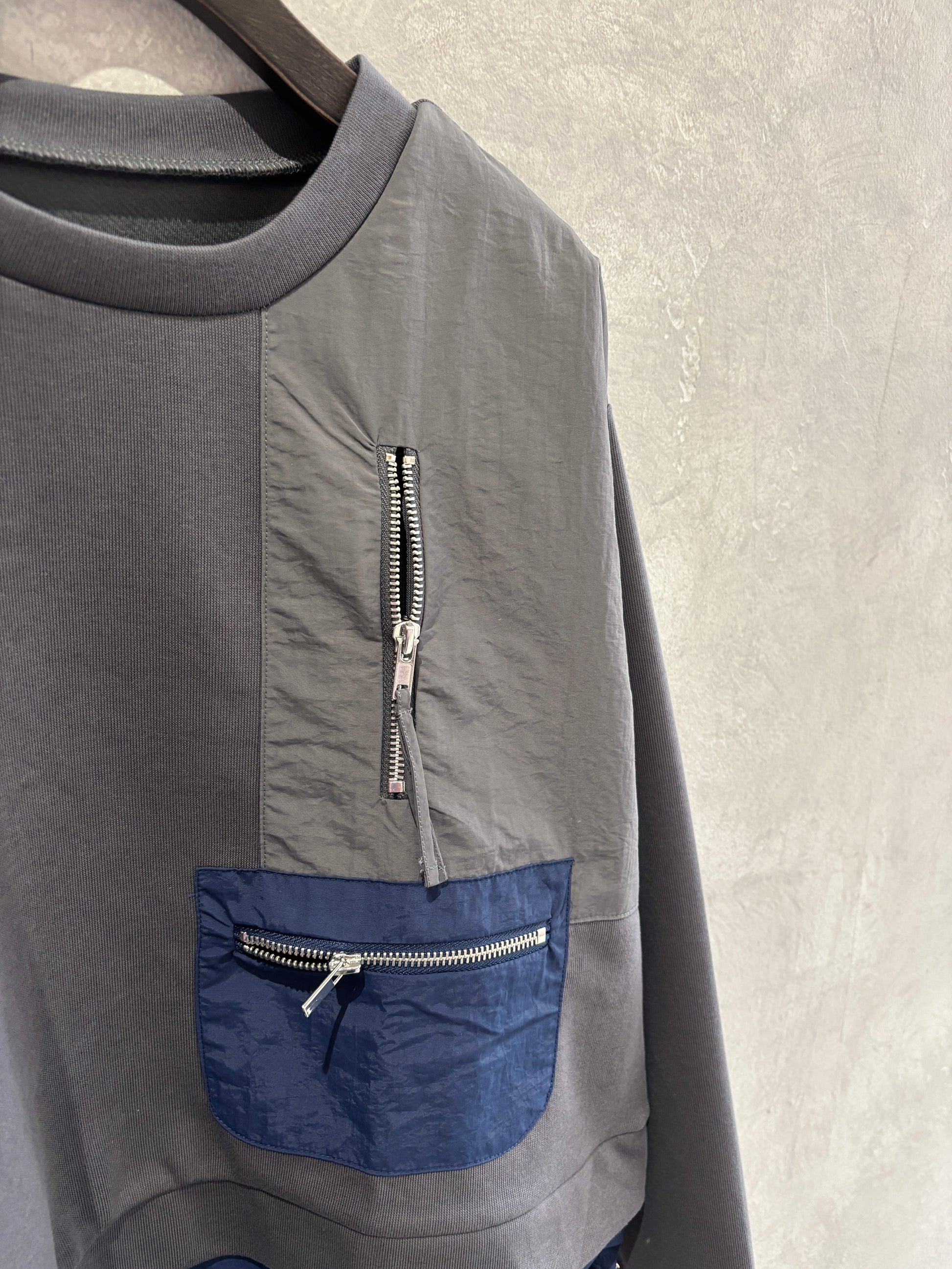 ナイロンドッキングスウェット