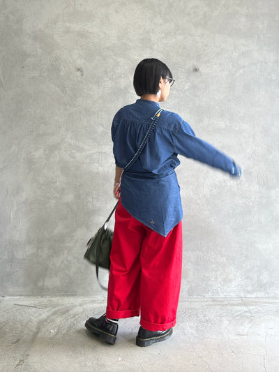 スタンドカラーデニムシャツ（スカーフ付き）／#8643203／LE MÉLANGE／2026 AW #1