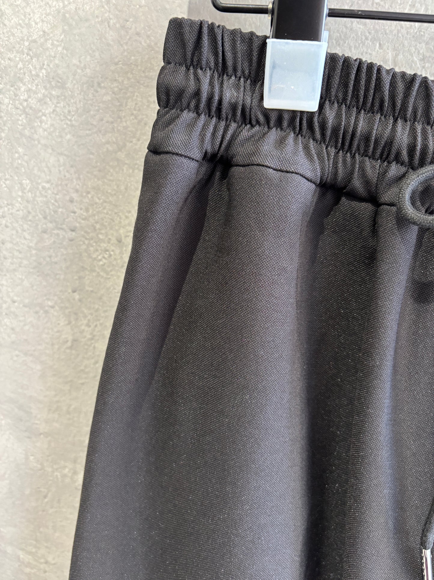 ラウンドヨークガウチョパンツ／CYAN tokyo