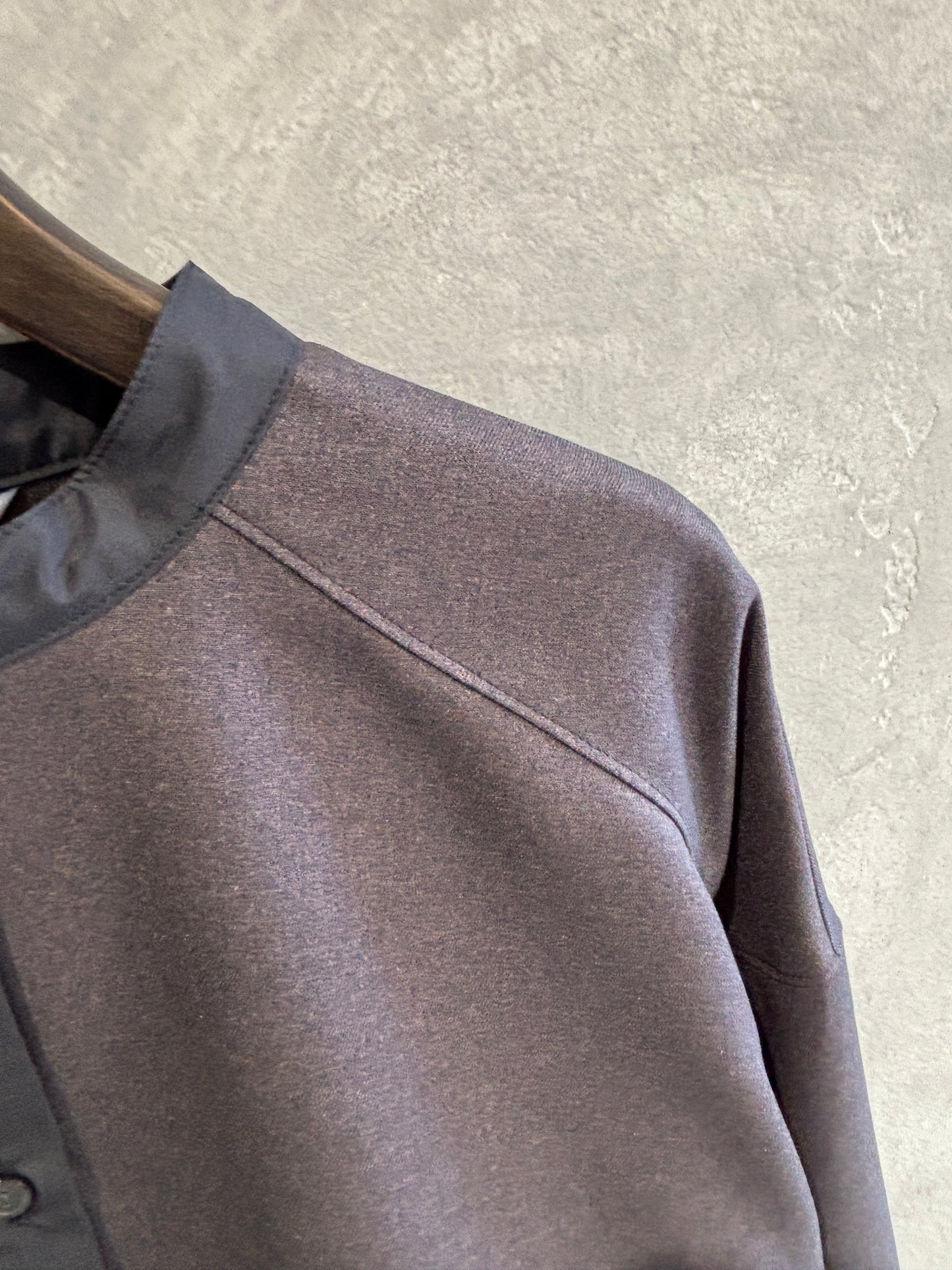 ノーカラードッキングシャツ／trois