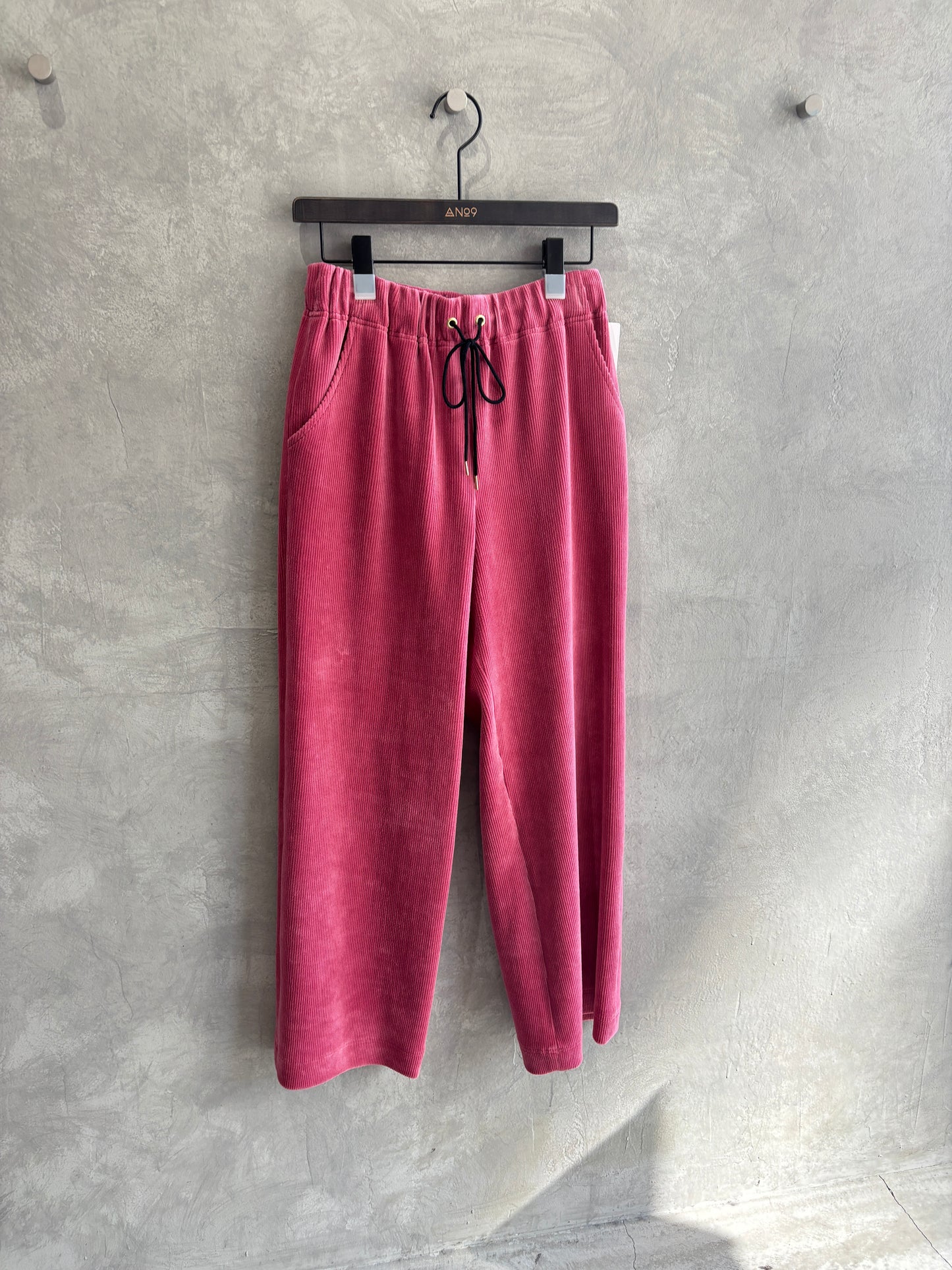 コーデュロイジャージーセミワイドパンツ／trois